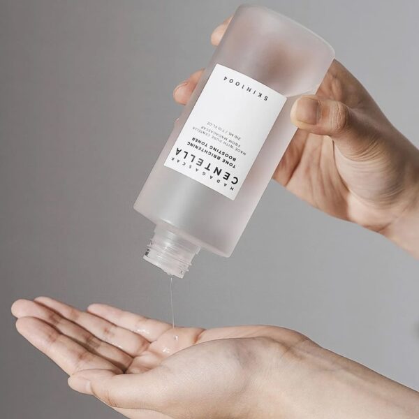 SKIN1004-Madagascar Centella Tone Brightening Boosting Toner - Imagen 2